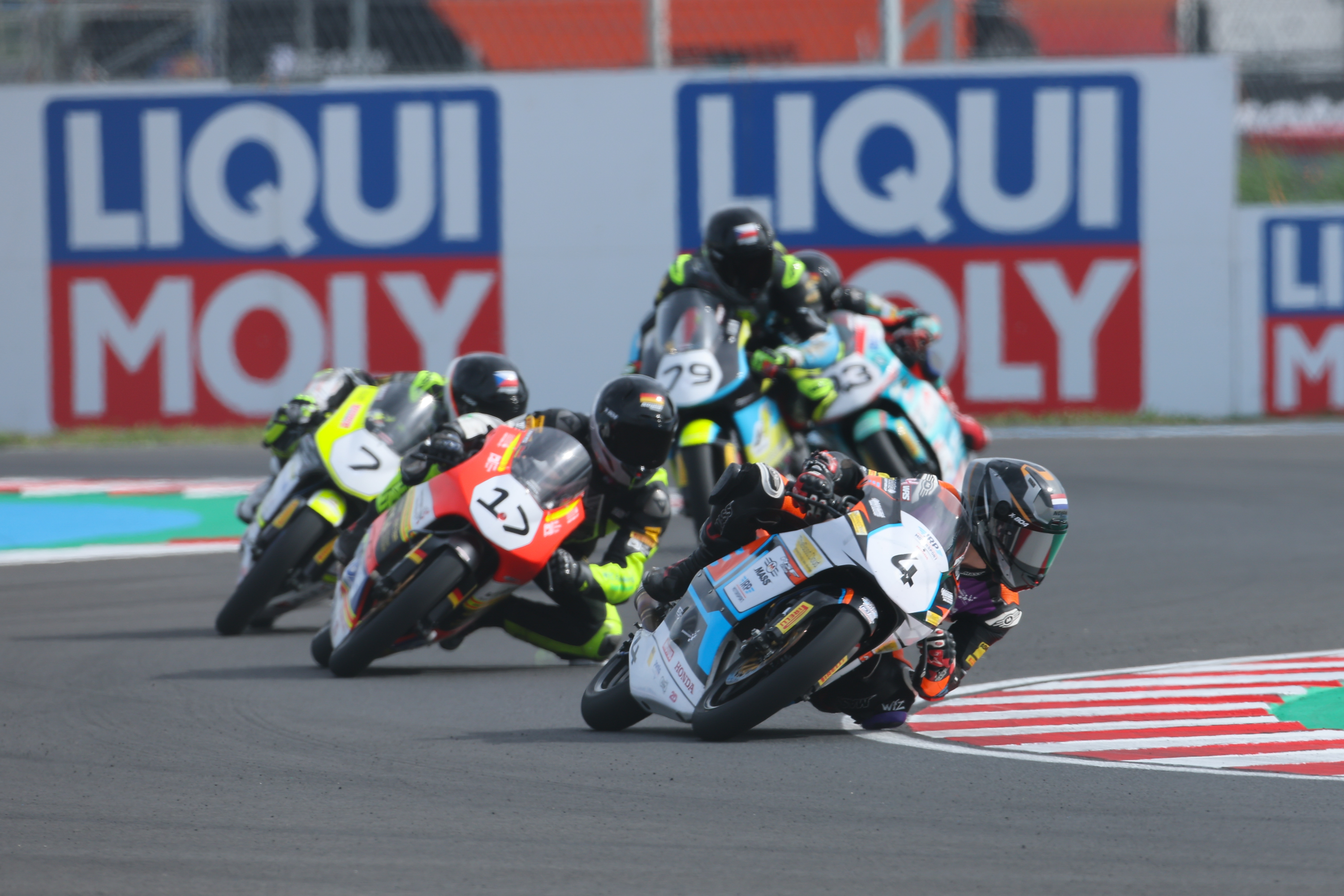 Round 3 Race 1 Balatong